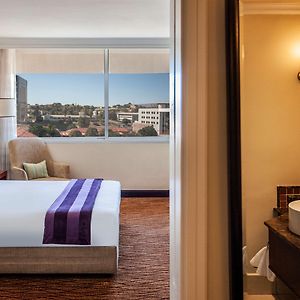 AVANI Room